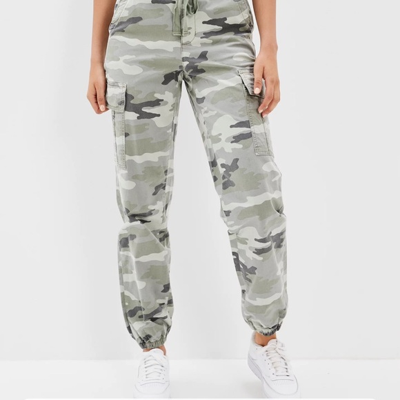 American Eagle Outfitters Denim - American Eagle Grey Camo Cargo Jean